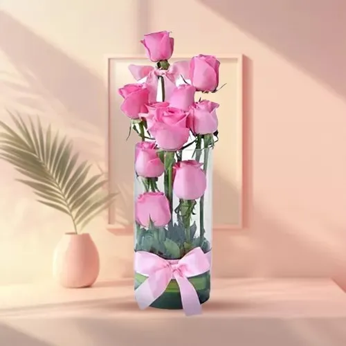 Order Pretty Pink Roses in a Glass Vase