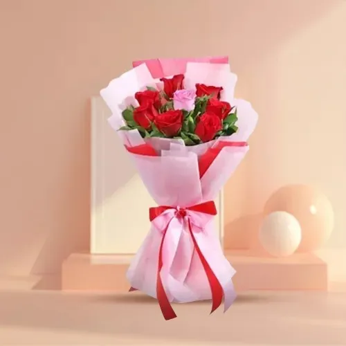 Send Pink Roses Tissue Wrapped Bouquet Online 