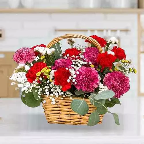 Artistic 30 Mixed Carnations in a Beautiful Bouquet