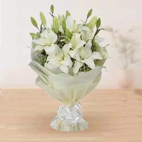 Elegant Bouquet of White Lilies