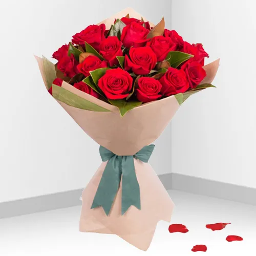 Send Fresh Red Roses Bouquet with Tissue Wrapping