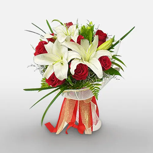 Scented Enchantment Roses and Lilies Bouquet