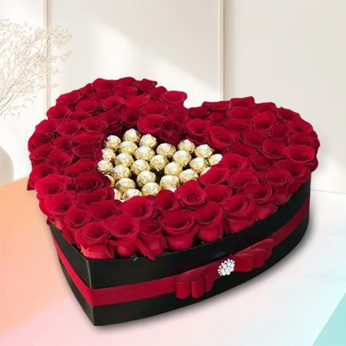 Sending Love Box of Red Roses n Ferrero Rocher