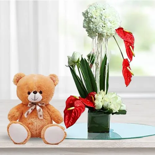 Order Amazing Flowers Arrangement in Glass Vase with Teddy