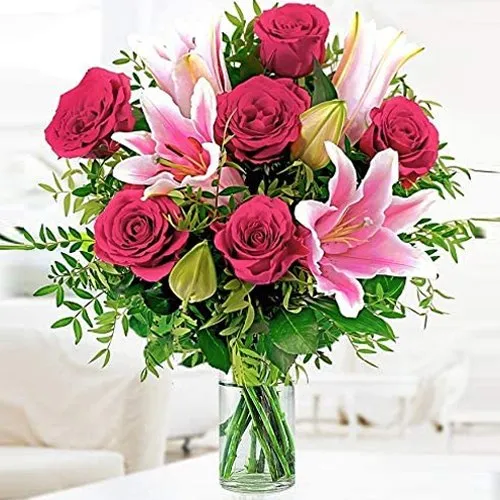 Aromatic Assemble of Pink Lilies with Red Roses in Glass Vase