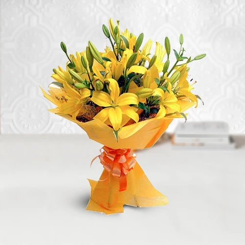Stunning Bouquet of Yellow Color Lilies