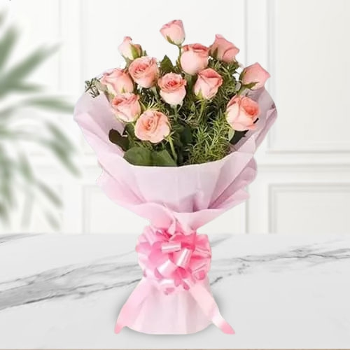 Buy Assemblage of Pink Color Roses with Tissue Wrapping