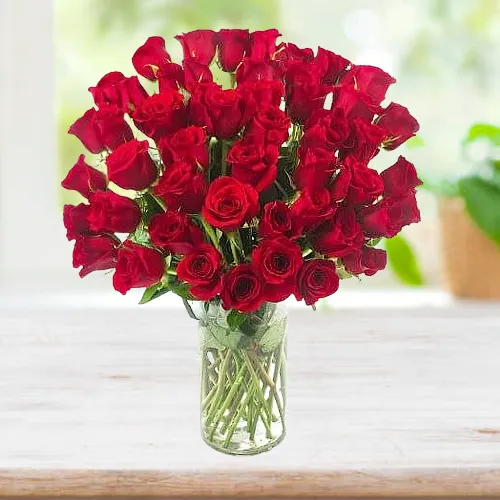 Marvelous Red Roses in Glass Vase
