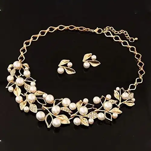 Trendy Pearl Jewellery Set