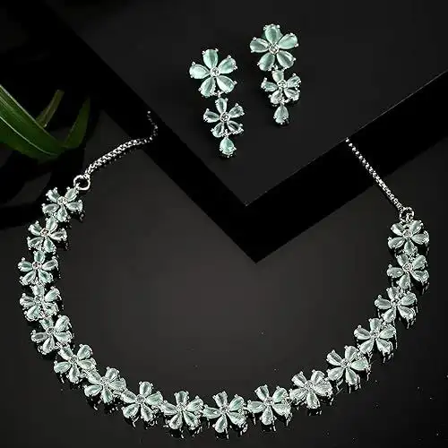 Impressive AD Necklace N Earrings Set