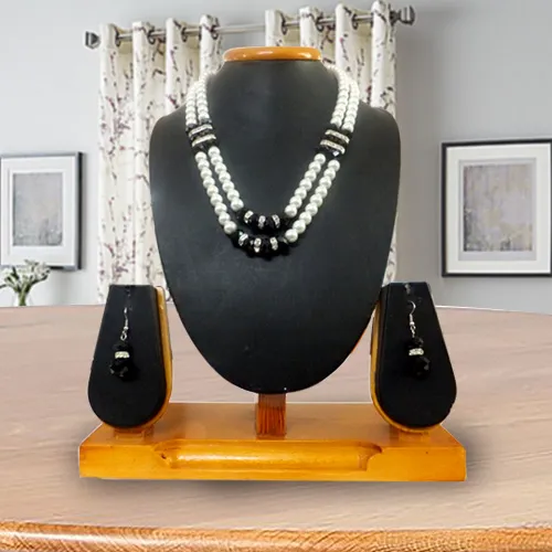 Deliver Double Row Stone Studded Pearl Jewelry 