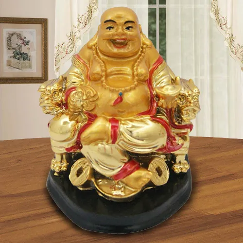 Classic Golden Laughing Buddha with Touch of Good Luck Classic Golden Laughing Buddha with Touch of Good Luck