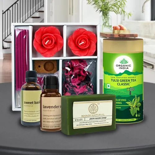 Lovely Aromatic Evening Gift Hamper