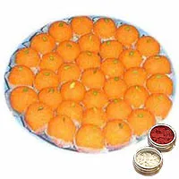 Motichur Ladoo 1/2 Kg  with  Free Roli Chawal .Laddoos are really irresistable, drawing everyone towards themselves.Relish your taste buds with these delicious motichur laddoos.