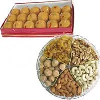 250 grams Boondli Ladoo with a 125 grams Assorted Dryfruits